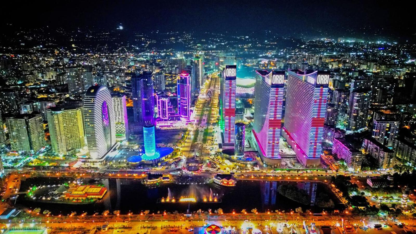 Panorama Seaview Batumi Lux Orbi City المظهر الخارجي الصورة